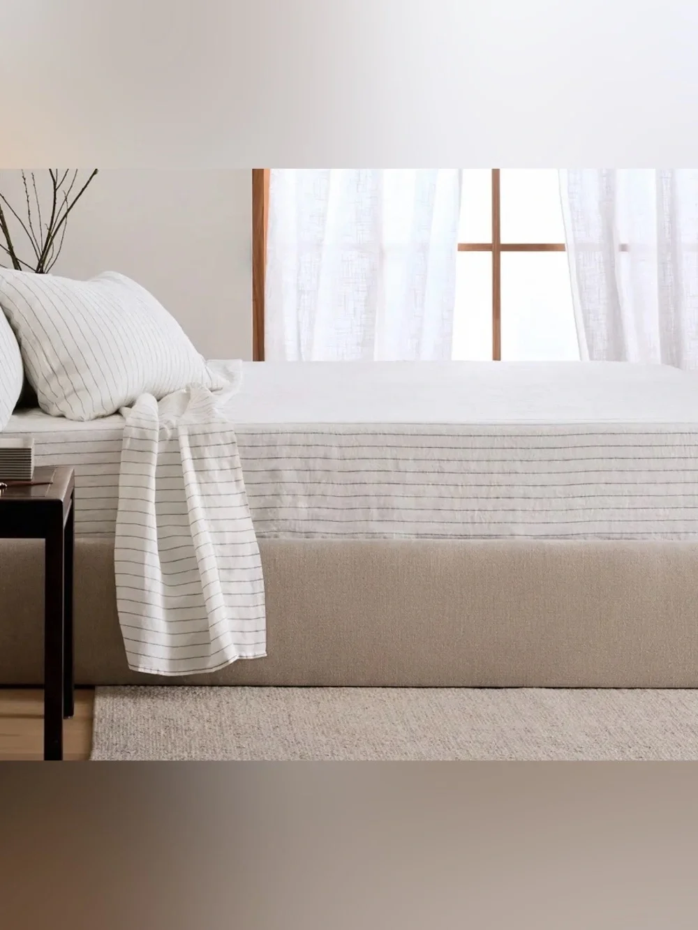 Quince European Linen Sheet Set, Queen (Pencil Stripe)